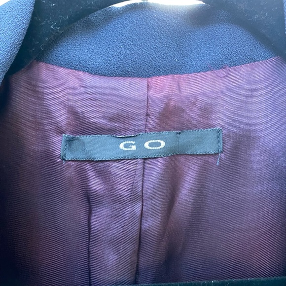 GO Classic Navy Blazer with Pearl buttons - Picture 2 of 9